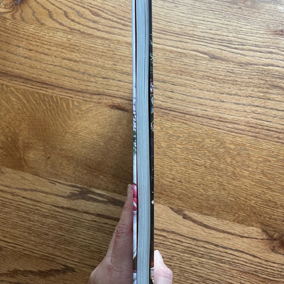 Southern Living at Home 2021 book. - Picture 8 of 10